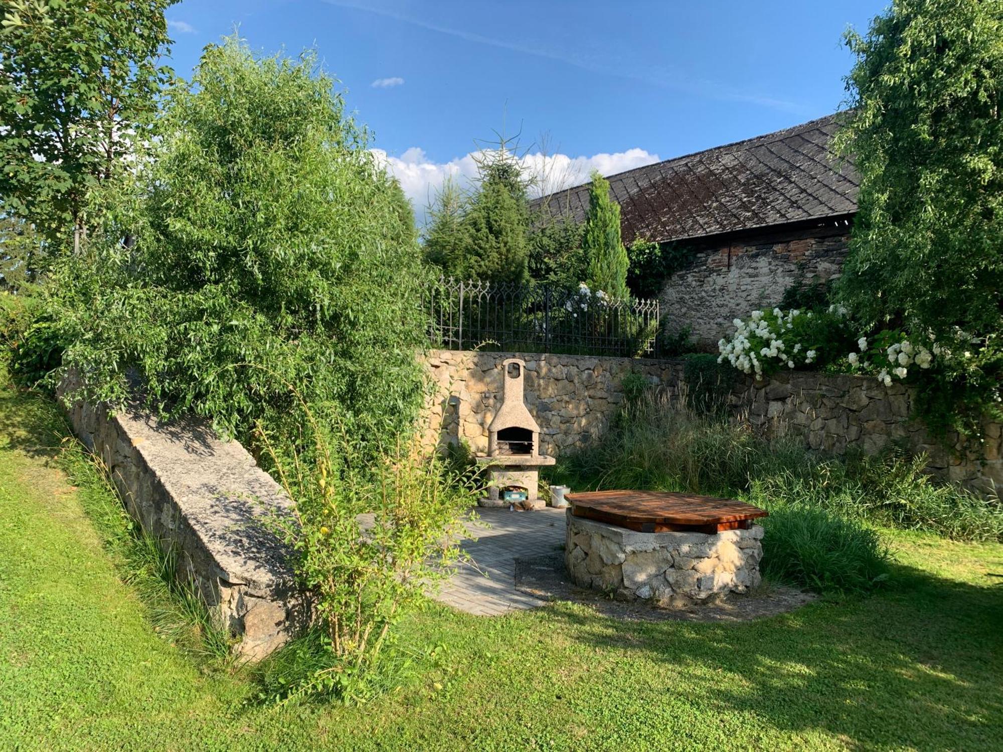 Villa Lypche Bešeňová 外观 照片