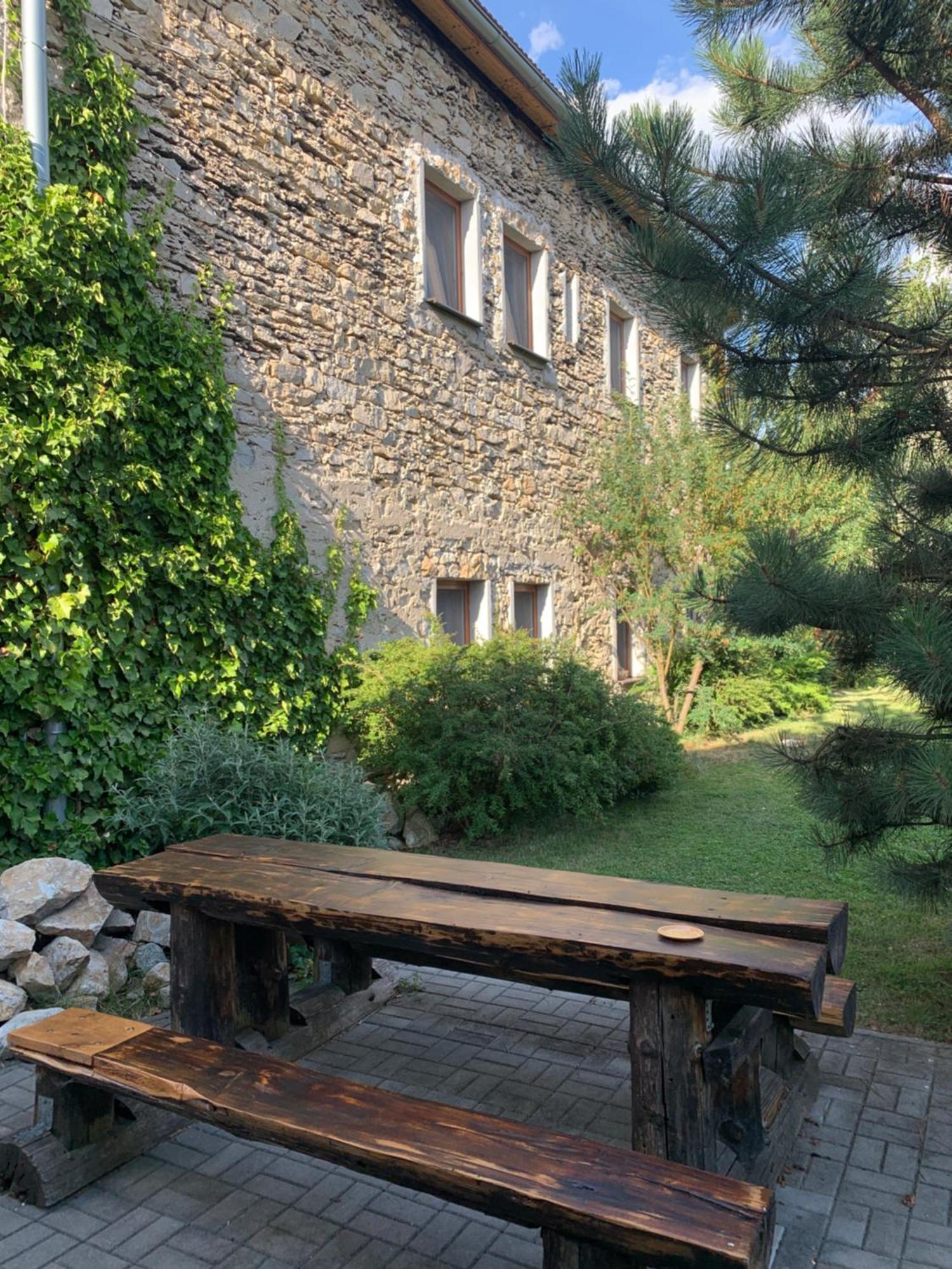 Villa Lypche Bešeňová 外观 照片